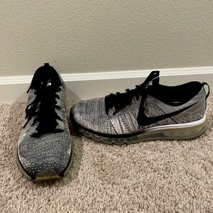 Nike Flyknit Air max